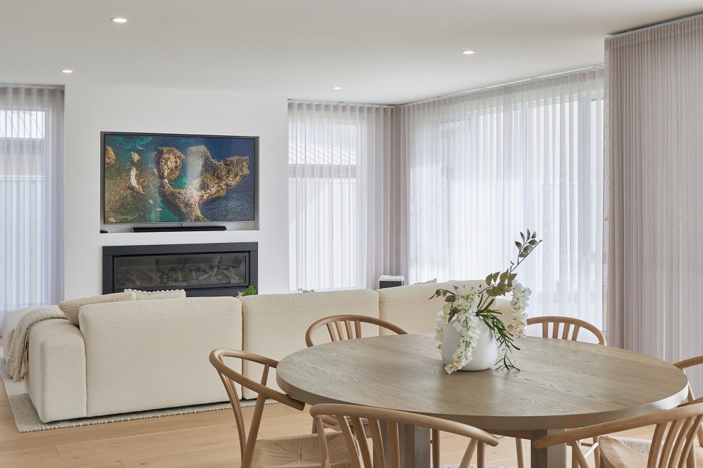 Living room with fireplace